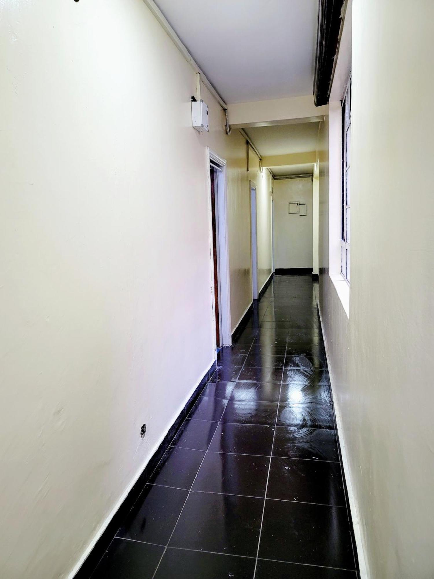 City Breeze Cbd Nairobi Exterior photo