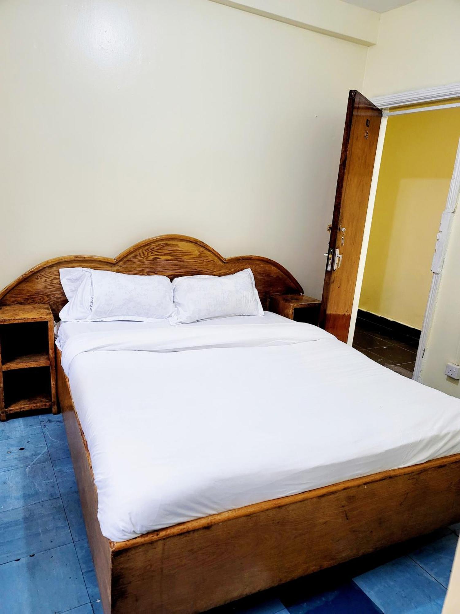 City Breeze Cbd Nairobi Exterior photo
